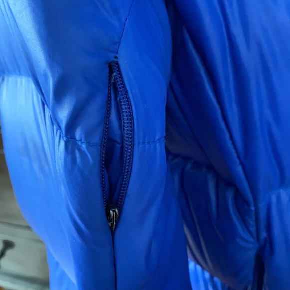 Ralph Lauren RLX Down Puffer Coat in Electric Blue, Size Medium - Picture 11 of 16